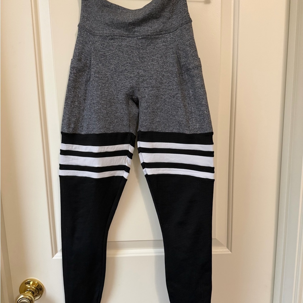 Bombshell Sportswear Leggings